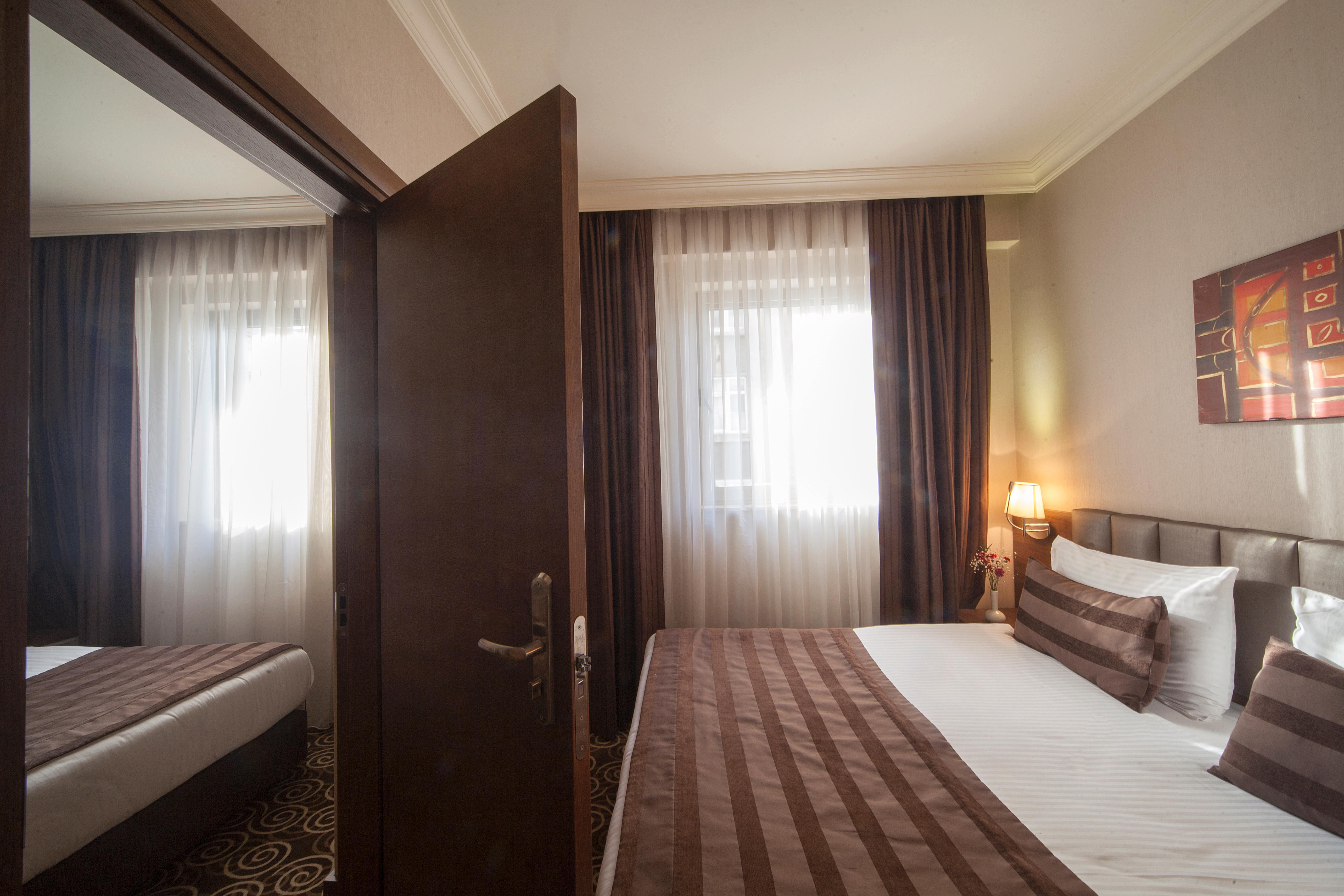 Delta Hotel Istanbul & Old City Экстерьер фото