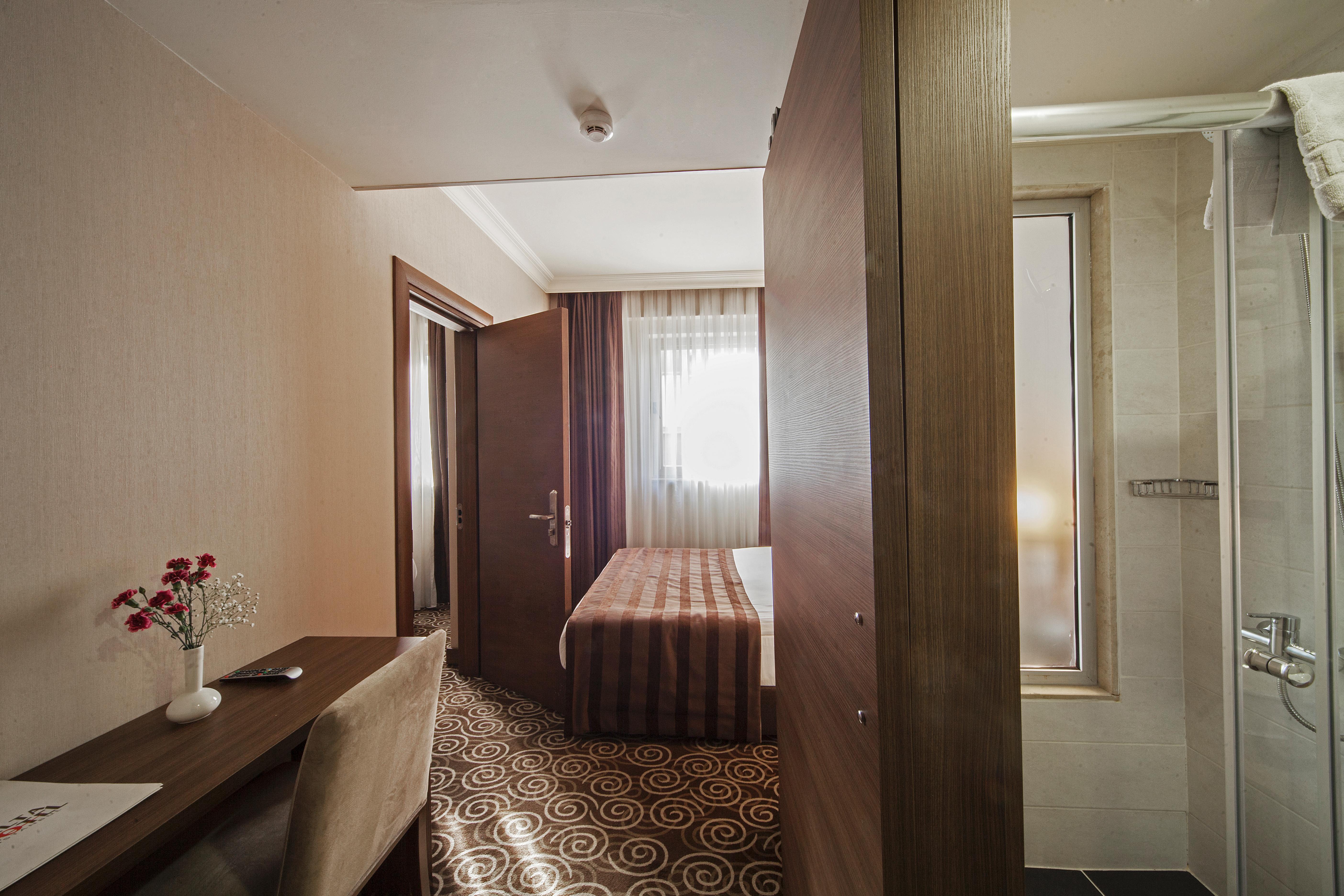 Delta Hotel Istanbul & Old City Экстерьер фото